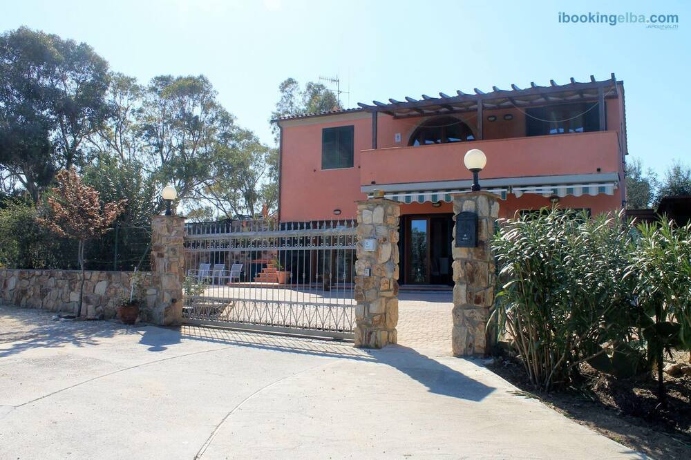 Photo of Outdoor in Lido di Capoliveri