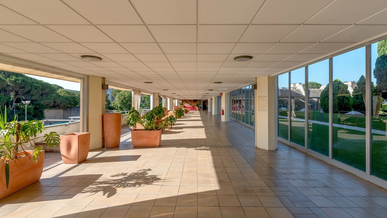Photo of Outdoor in EUR