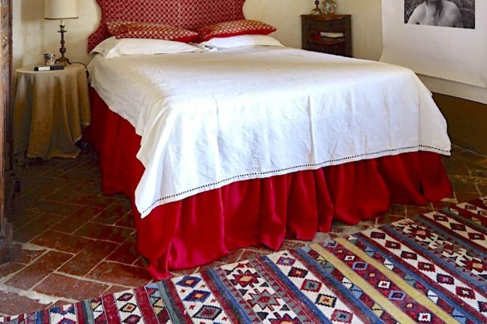 Photo of Bedroom in Pitigliano