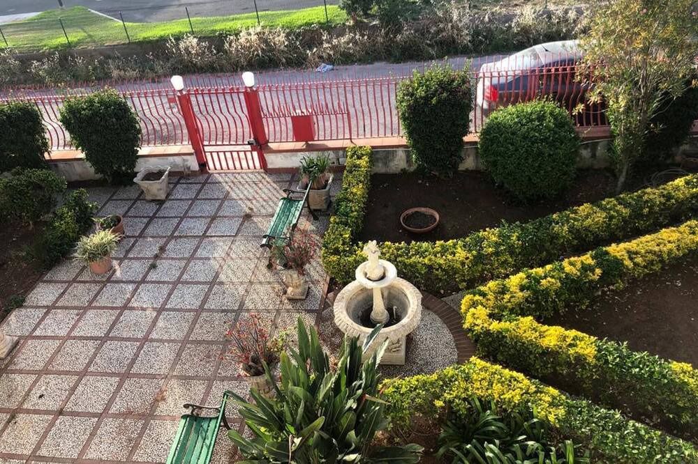 Photo of Outdoor in Carini