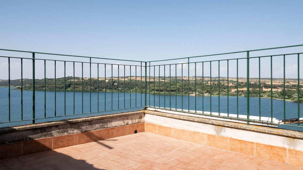 Photo of Outdoor in Lake Bracciano
