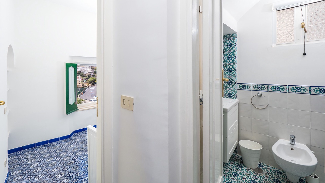 Photo of Bathroom in Chiesa Nuova