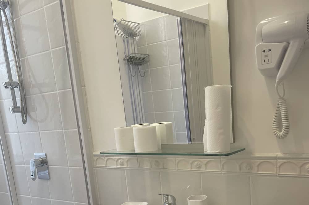 Photo of Bathroom in Suburbio XI della Vittoria