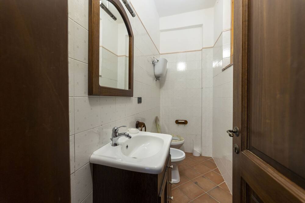 Photo of Bathroom in Cantalupo