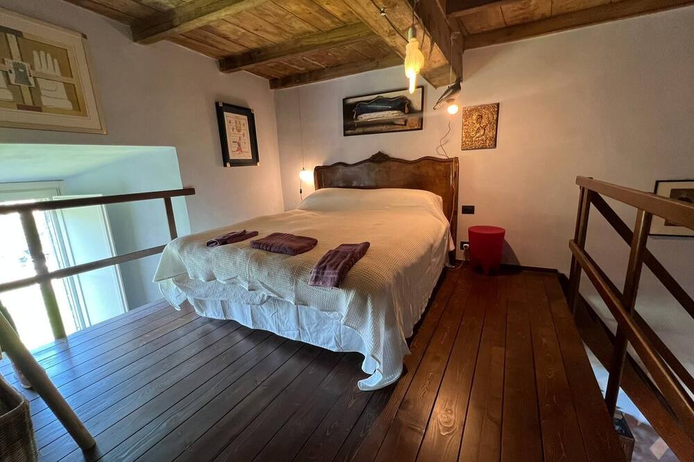 Photo of Bedroom in Farnese