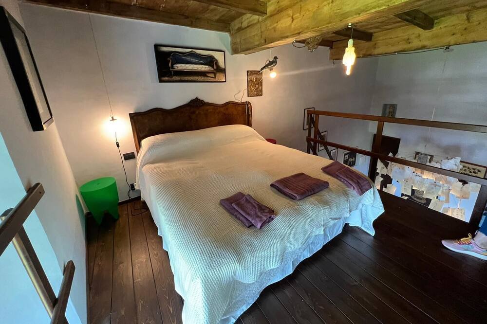 Photo of Bedroom in Farnese