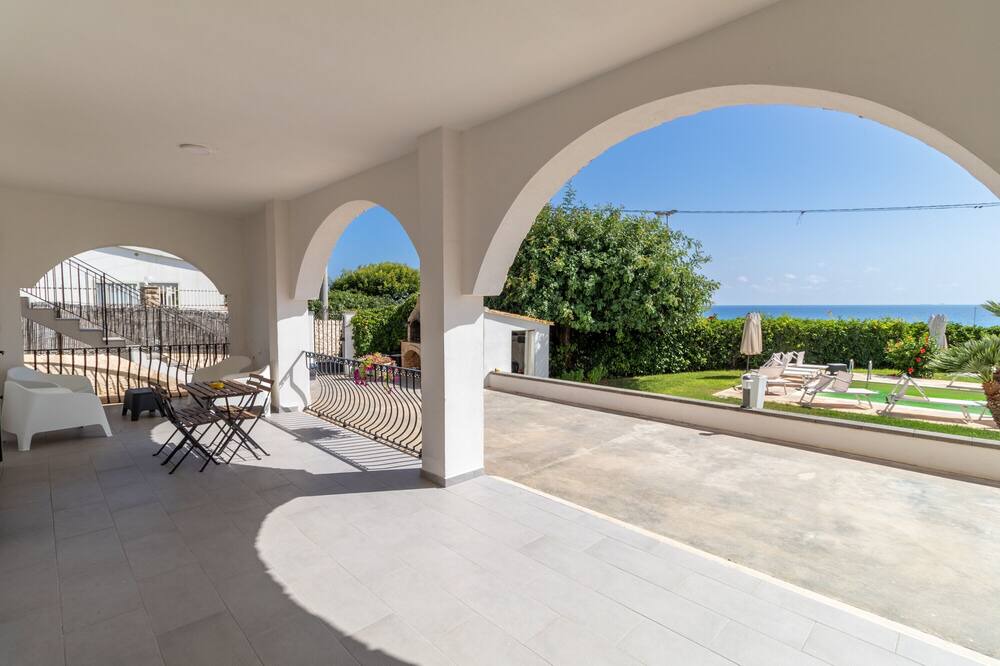 Photo of Patio Balcony in Cava dʼAliga