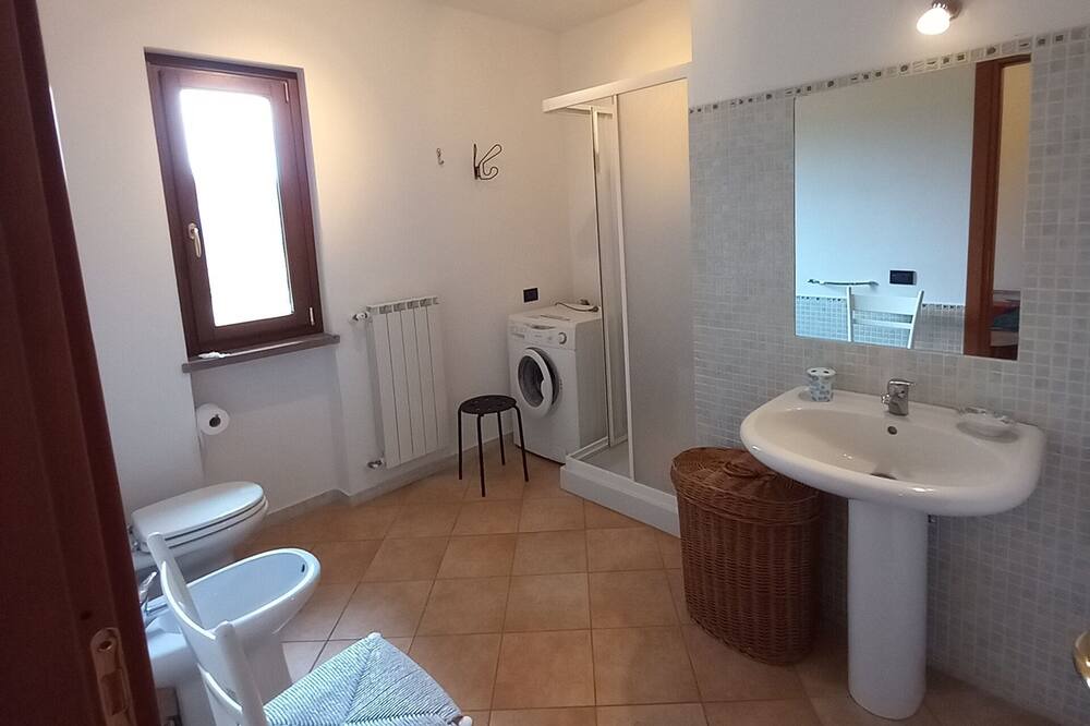 Photo of Bathroom in Vetralla