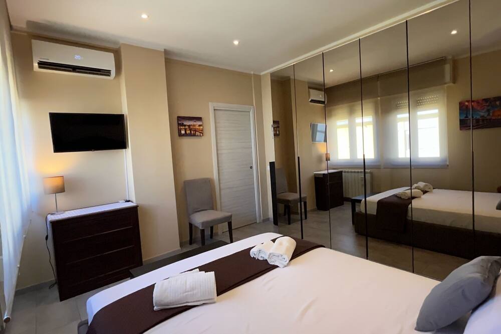Photo of Bedroom in Cinecitta