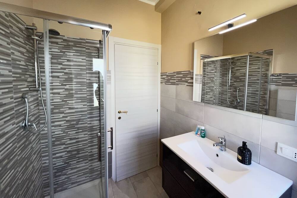 Photo of Bathroom in Cinecitta
