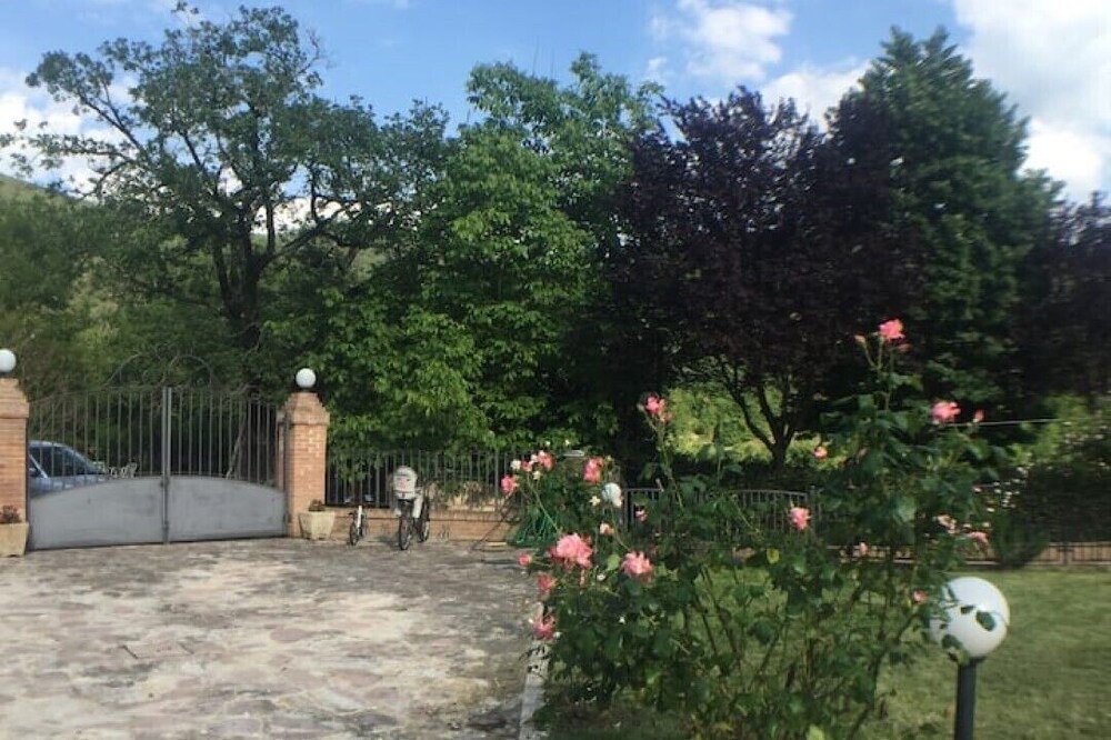 Photo of Outdoor in Strettura