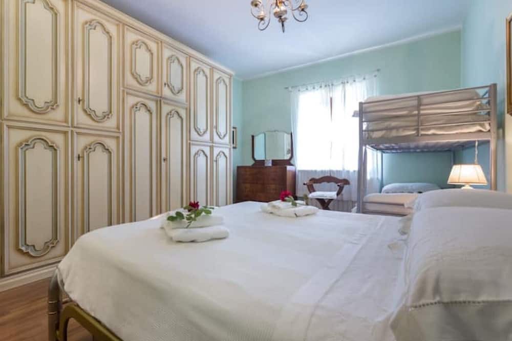 Photo of Bedroom in Strettura