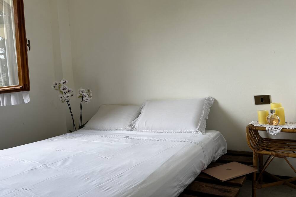 Photo of Bedroom in Maenza