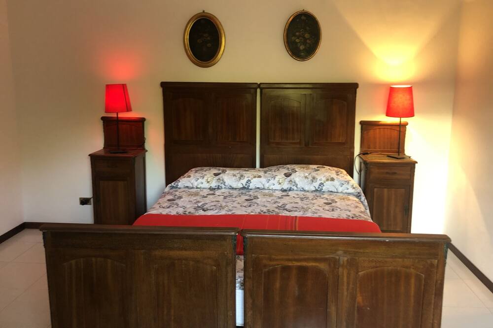 Photo of Bedroom in Maenza