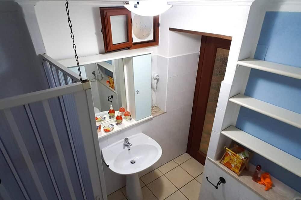 Photo of Bathroom in Caprioli