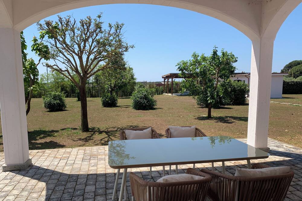 Photo of Patio Balcony in Pescia Romana