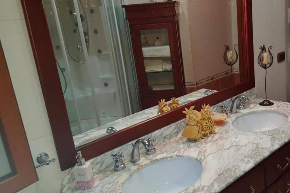 Photo of Bathroom in Grottaglie
