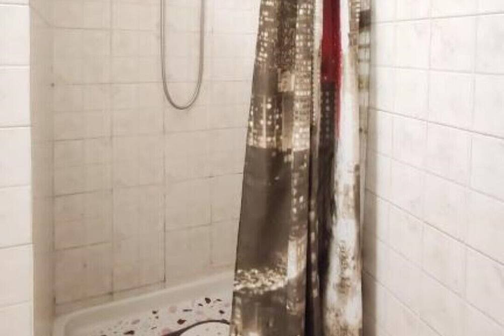 Photo of Bathroom in Nettuno