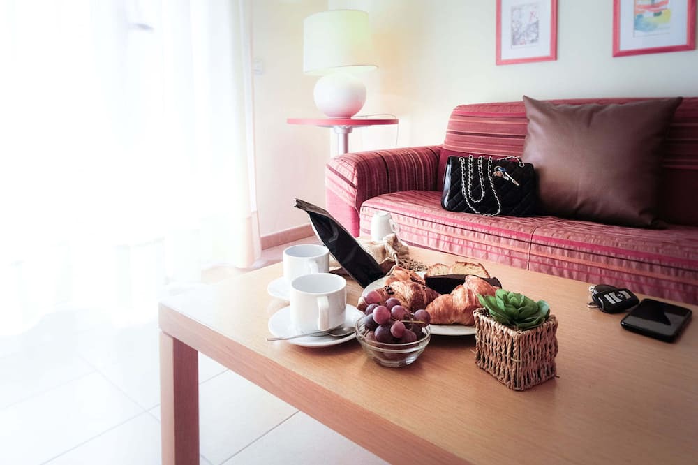 Photo of Livingroom in Zona XXX Castel Fusano
