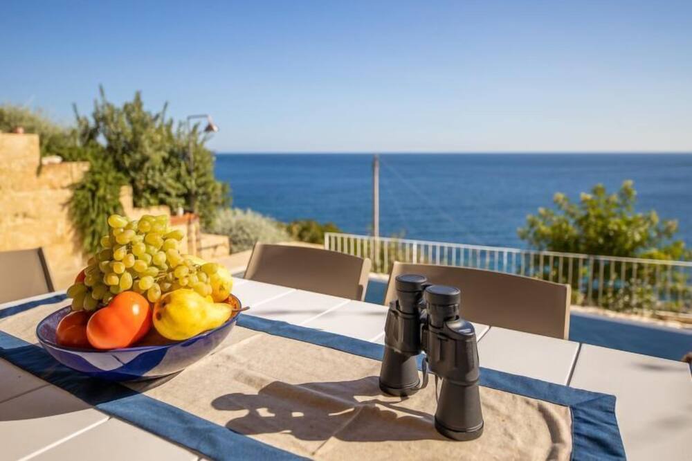 Photo of Patio Balcony in Marina di Marittima