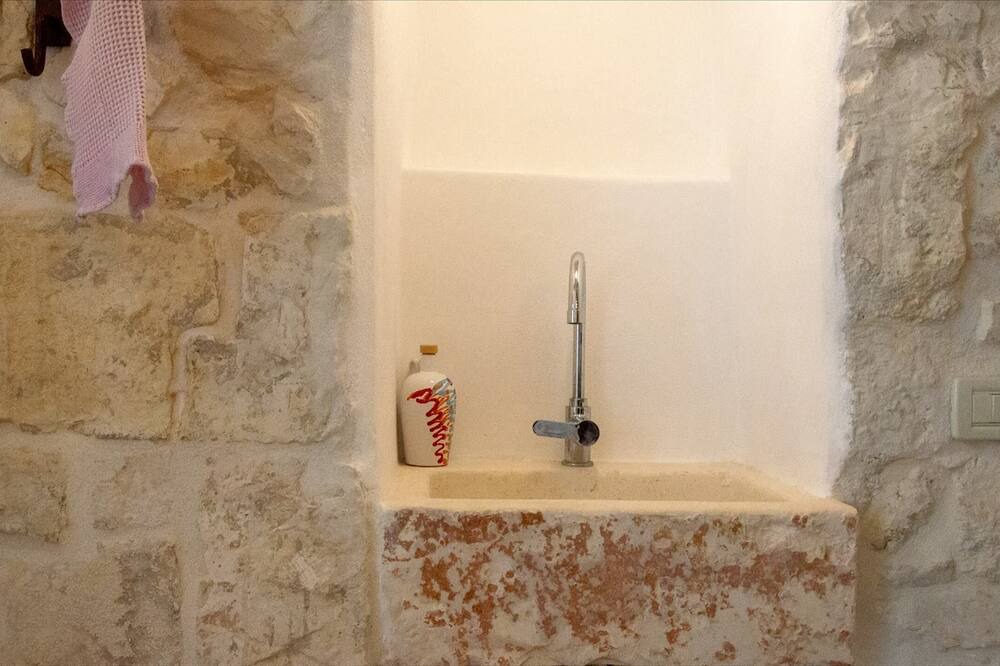 Photo of Bathroom in Old Town Cisternino