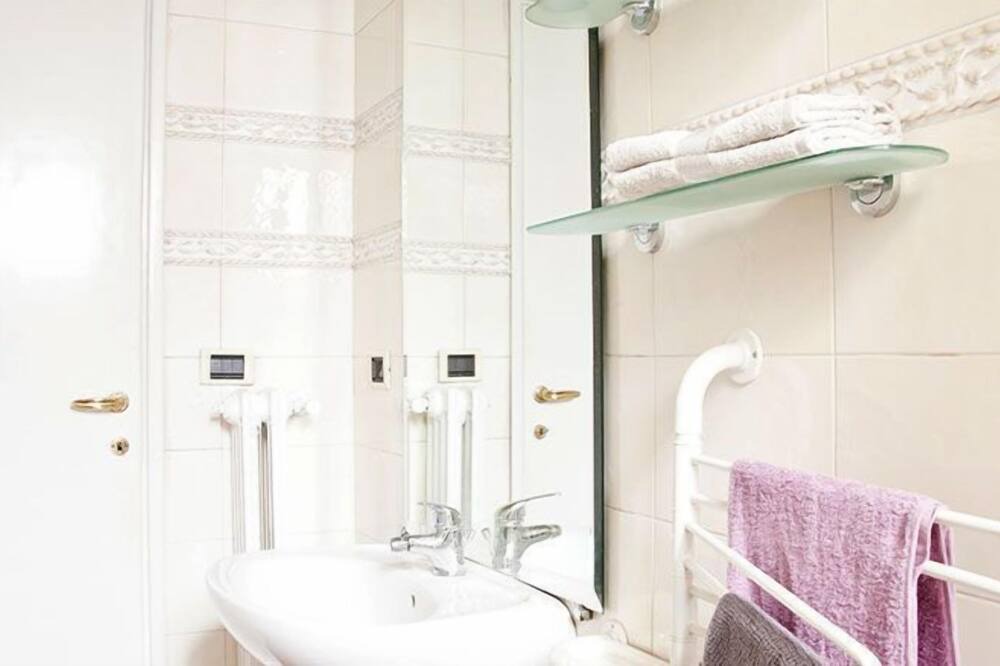 Photo of Bathroom in Quartiere XVII Trieste