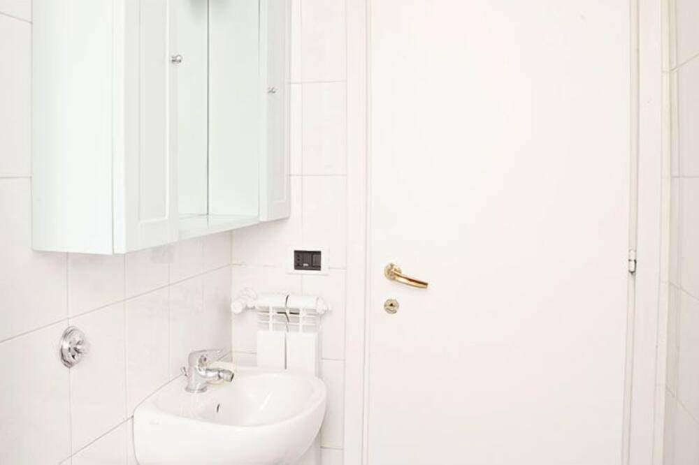 Photo of Bathroom in Quartiere XVII Trieste