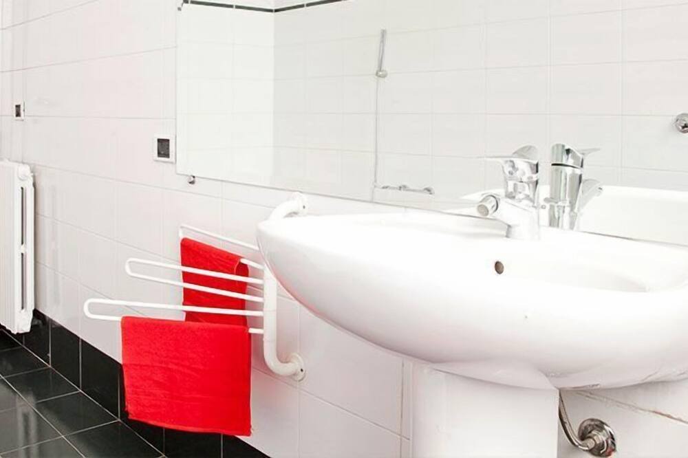 Photo of Bathroom in Quartiere XVII Trieste