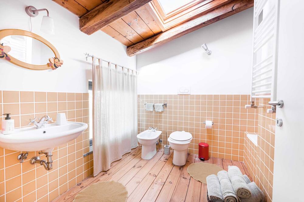 Photo of Bathroom in Rocca di Papa