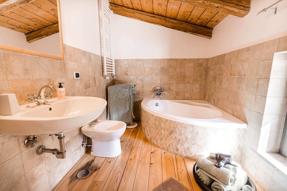 Photo of Bathroom in Rocca di Papa