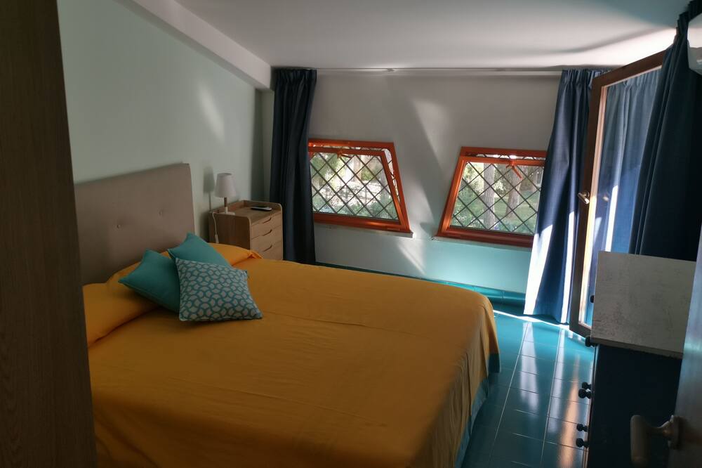 Photo of Bedroom in Fregenae