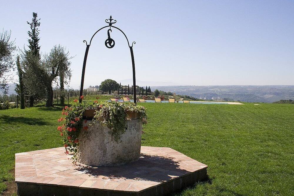 Photo of Outdoor in Corbara