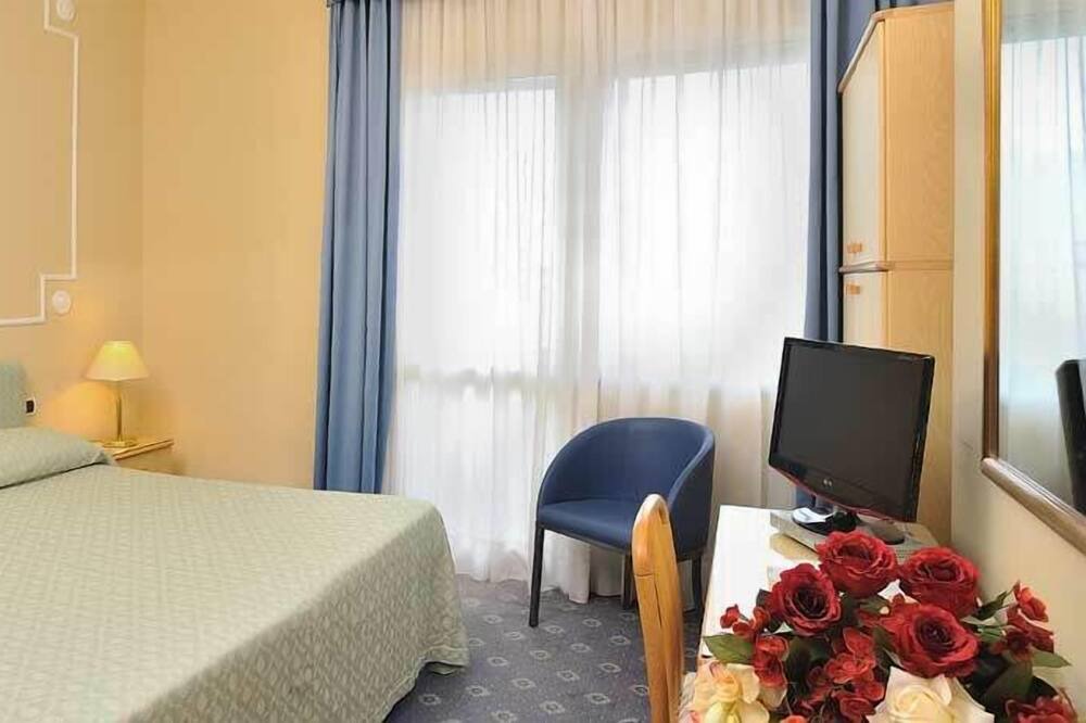 Photo of Bedroom in Cassino