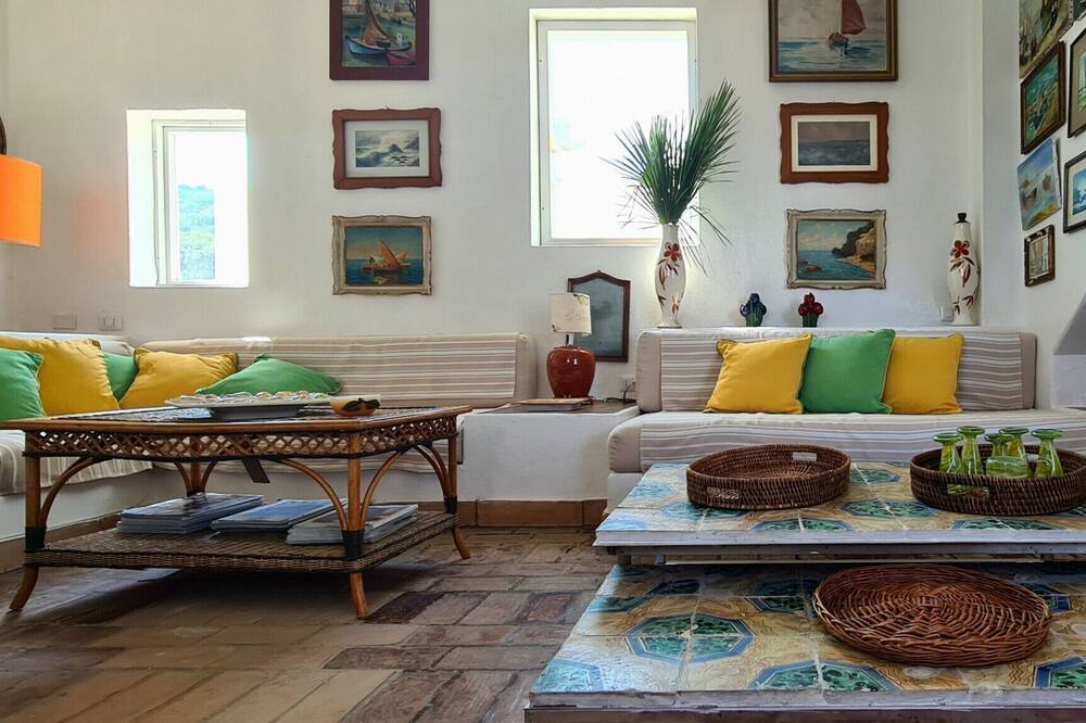 Photo of Livingroom in Ponza