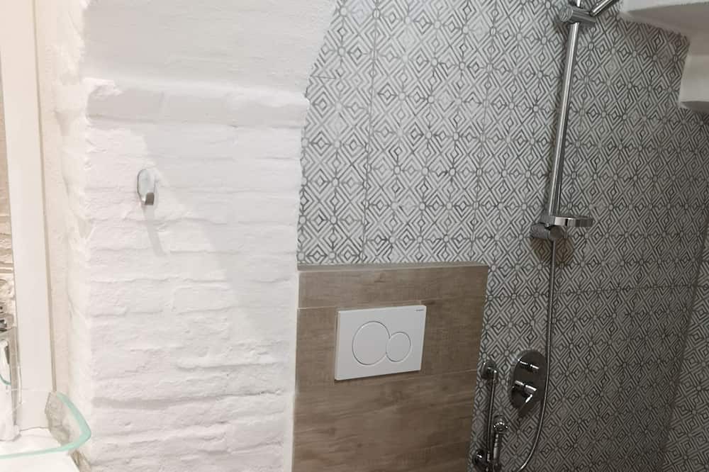 Photo of Bathroom in Guzman