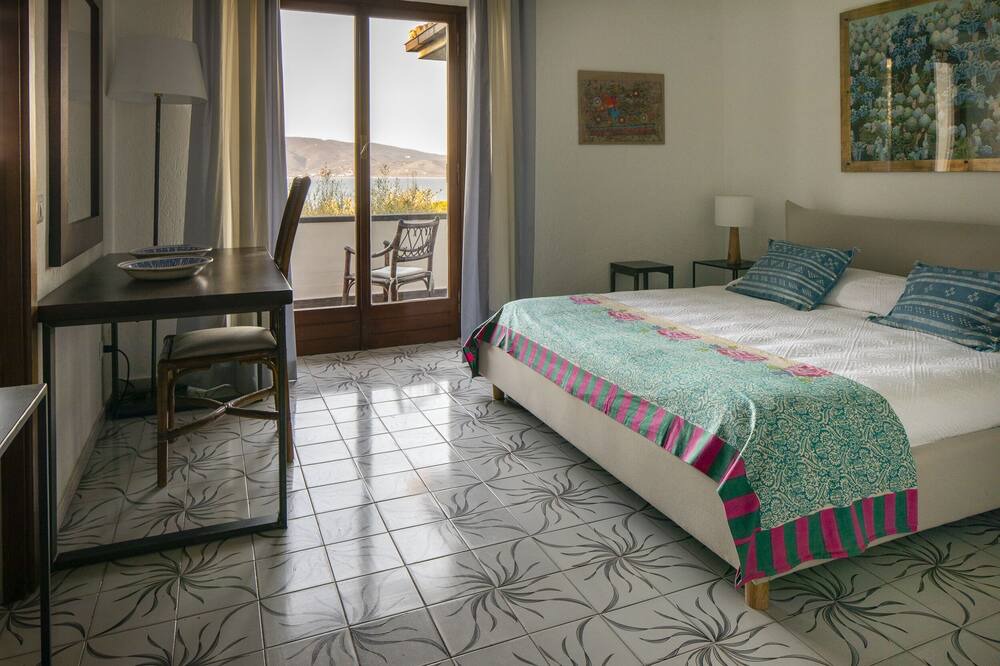 Photo of Bedroom in Ansedonia