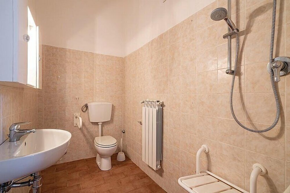 Photo of Bathroom in Gavorrano