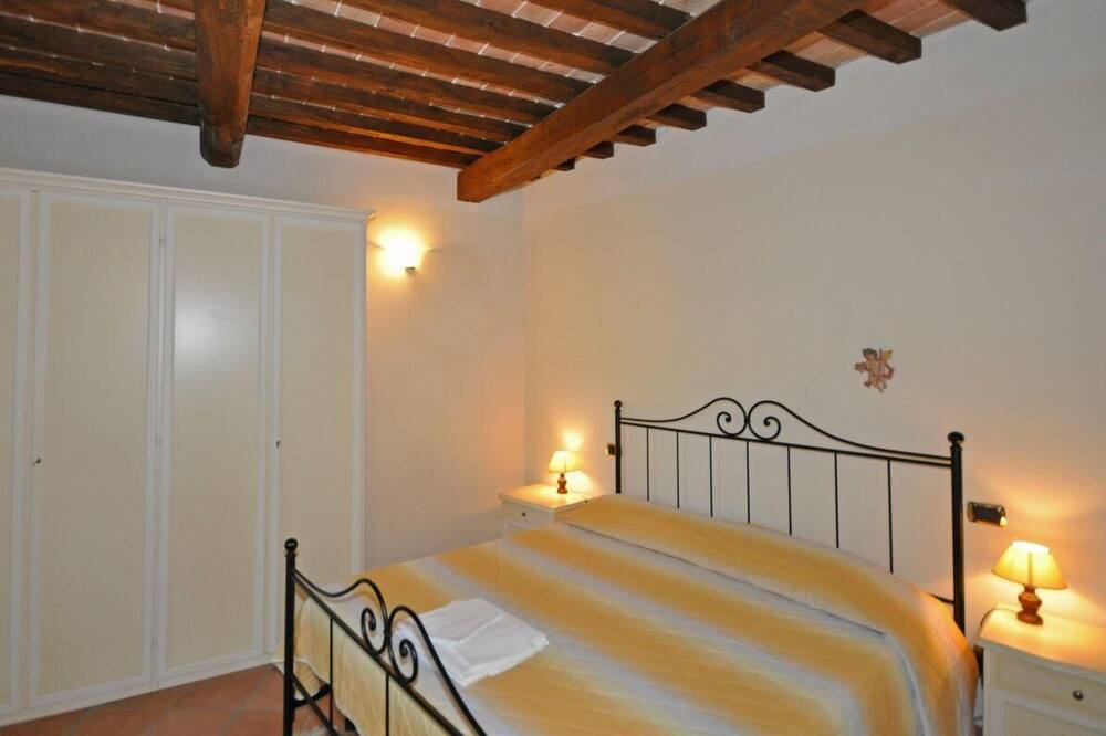 Photo of Bedroom in Pitigliano