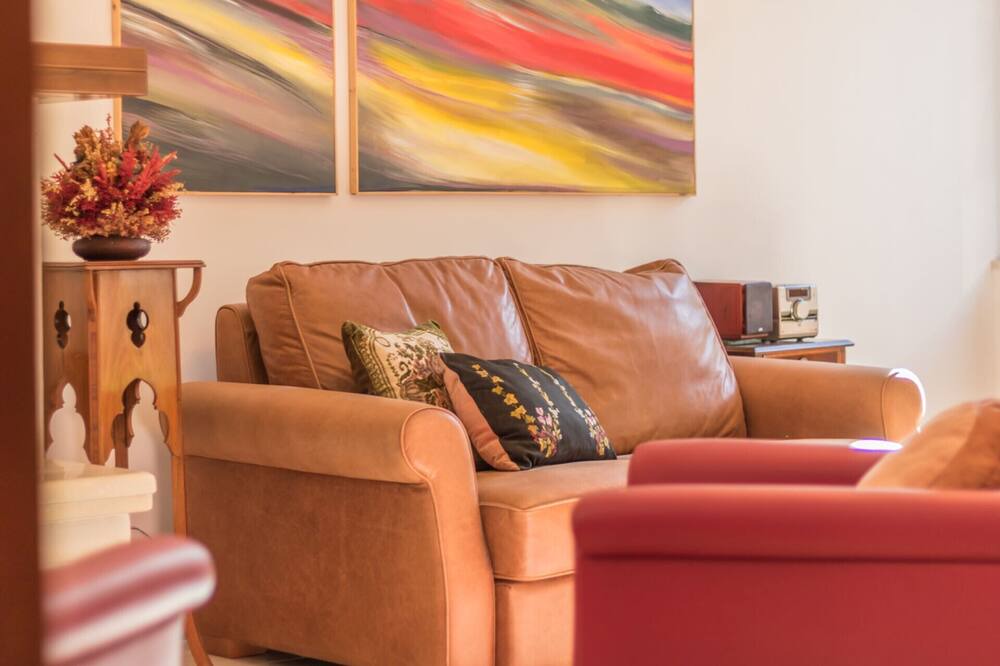 Photo of Livingroom in Grotte di Castro
