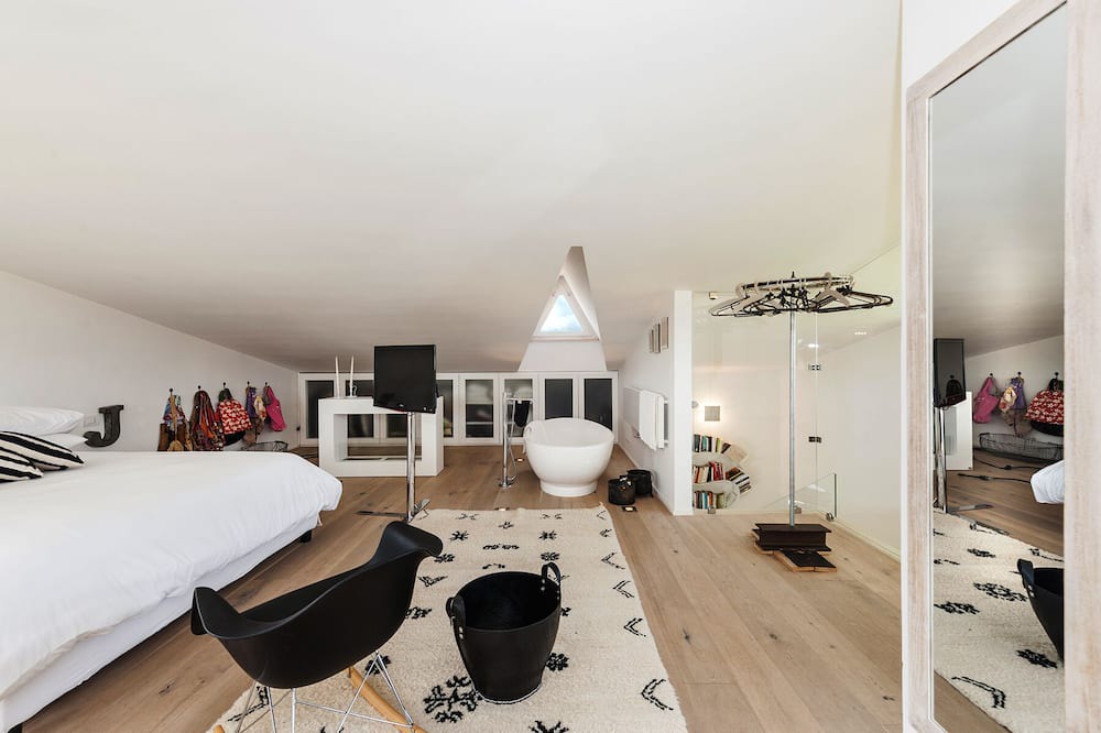 Photo of Bedroom in Pescia Fiorentina