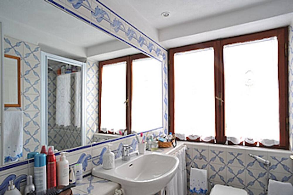 Photo of Bathroom in Porto Ercole