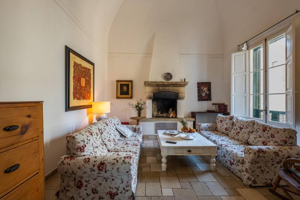 Photo of Livingroom in Lecce Historic Center