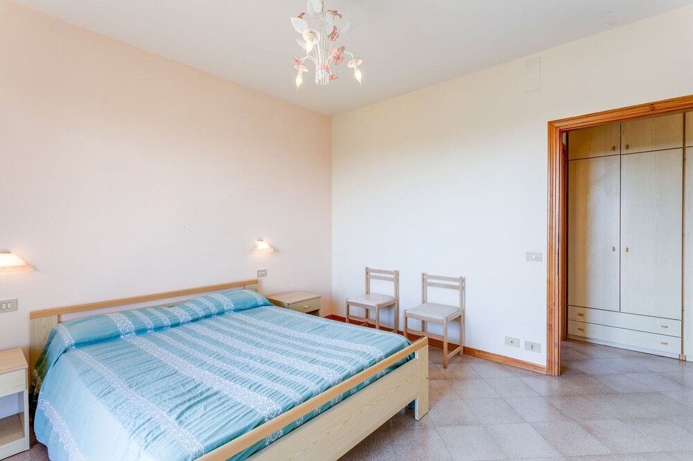 Photo of Bedroom in Tuoro sul Trasimeno