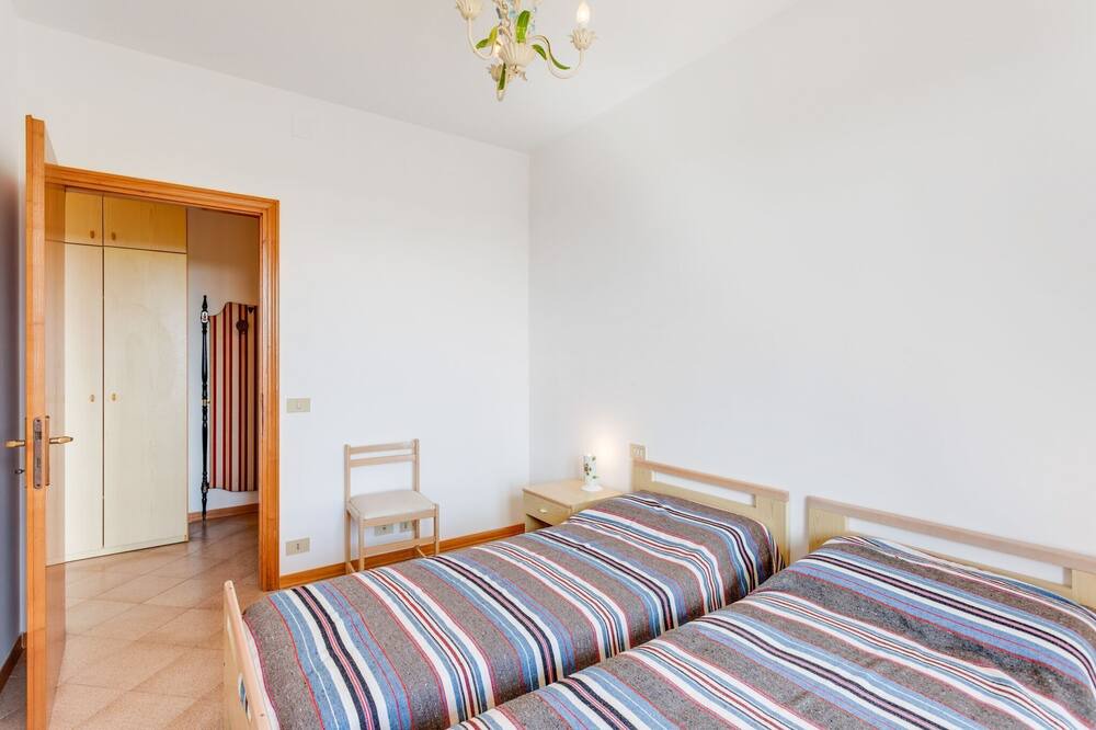 Photo of Bedroom in Tuoro sul Trasimeno