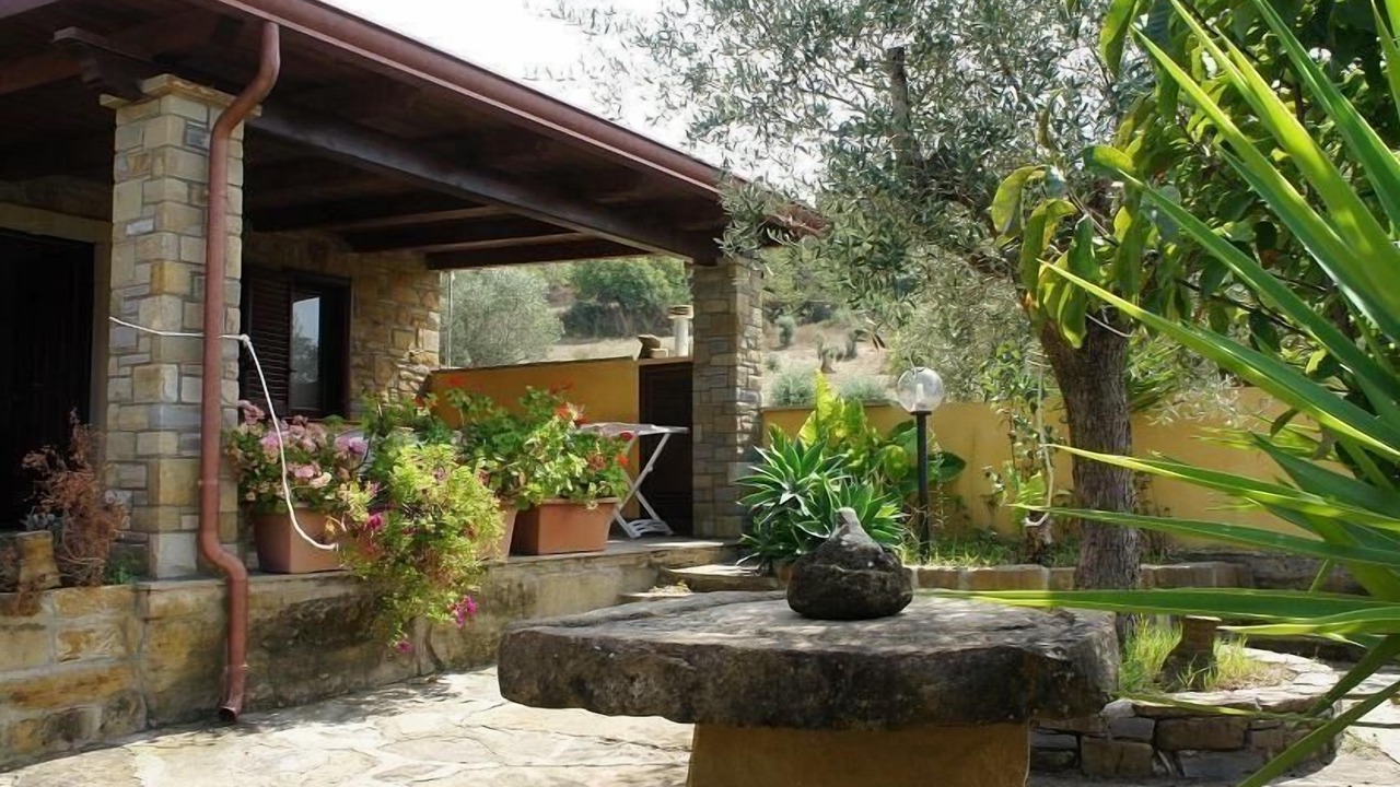 Photo of Outdoor in Alani