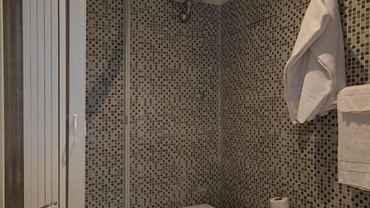 Photo of Bathroom in Salario