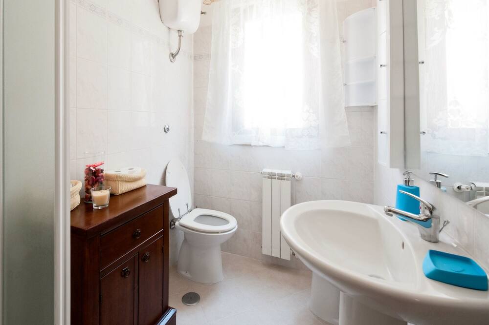 Photo of Bathroom in Caere Vetus