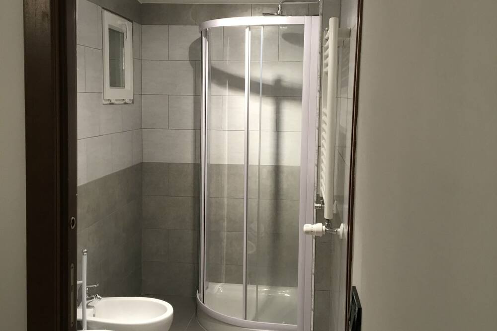 Photo of Bathroom in Caere Vetus