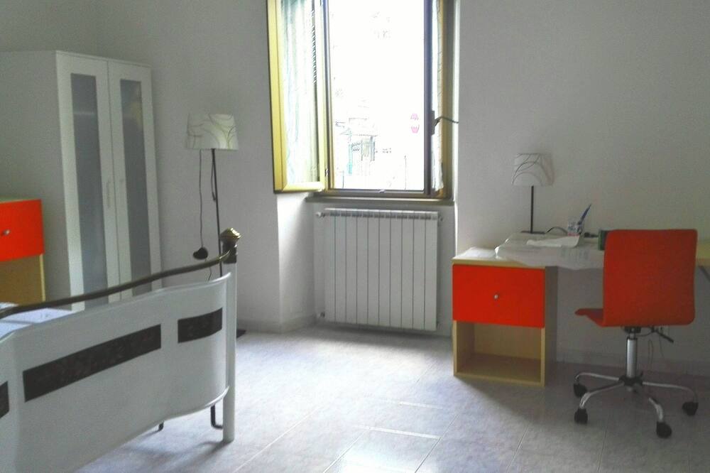 Photo of Bedroom in Quartiere XXIII Alessandrino