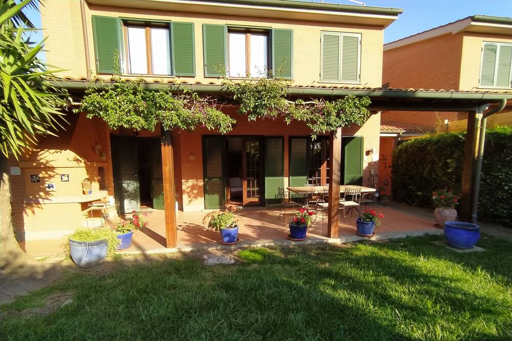 Photo of Outdoor in Zona XXX Castel Fusano